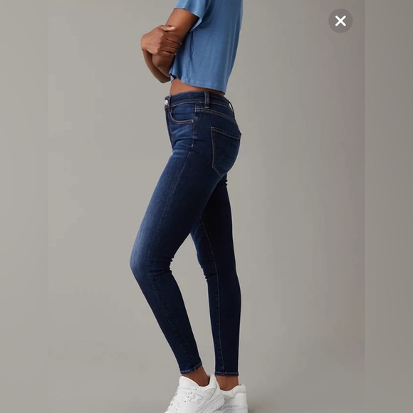 AE Next Level High-Waisted Jegging SIZE 2 SHORT - Picture 2 of 5